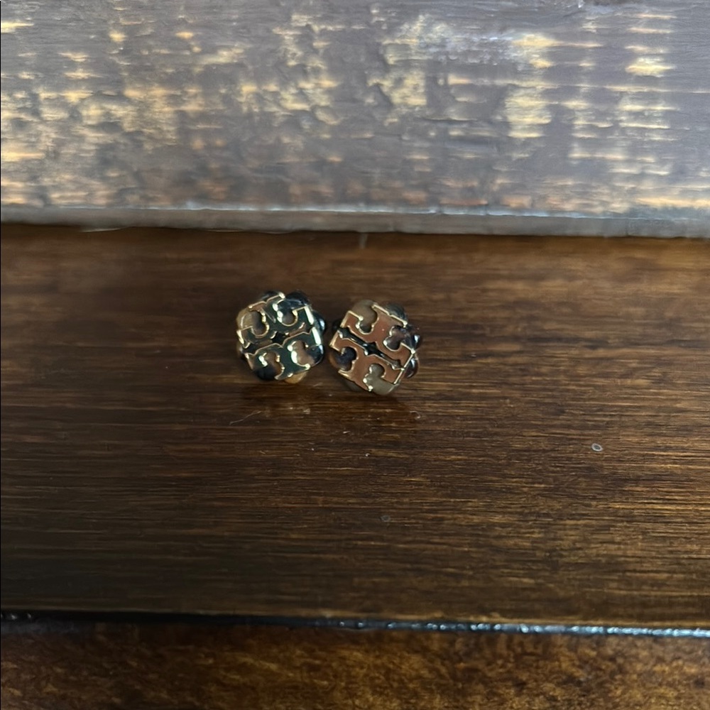 Tory Burch Tortoise Shell and Gold Logo Earrings